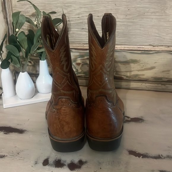 Ariat Boots 🥾 U.S. 4 - Picture 4 of 13